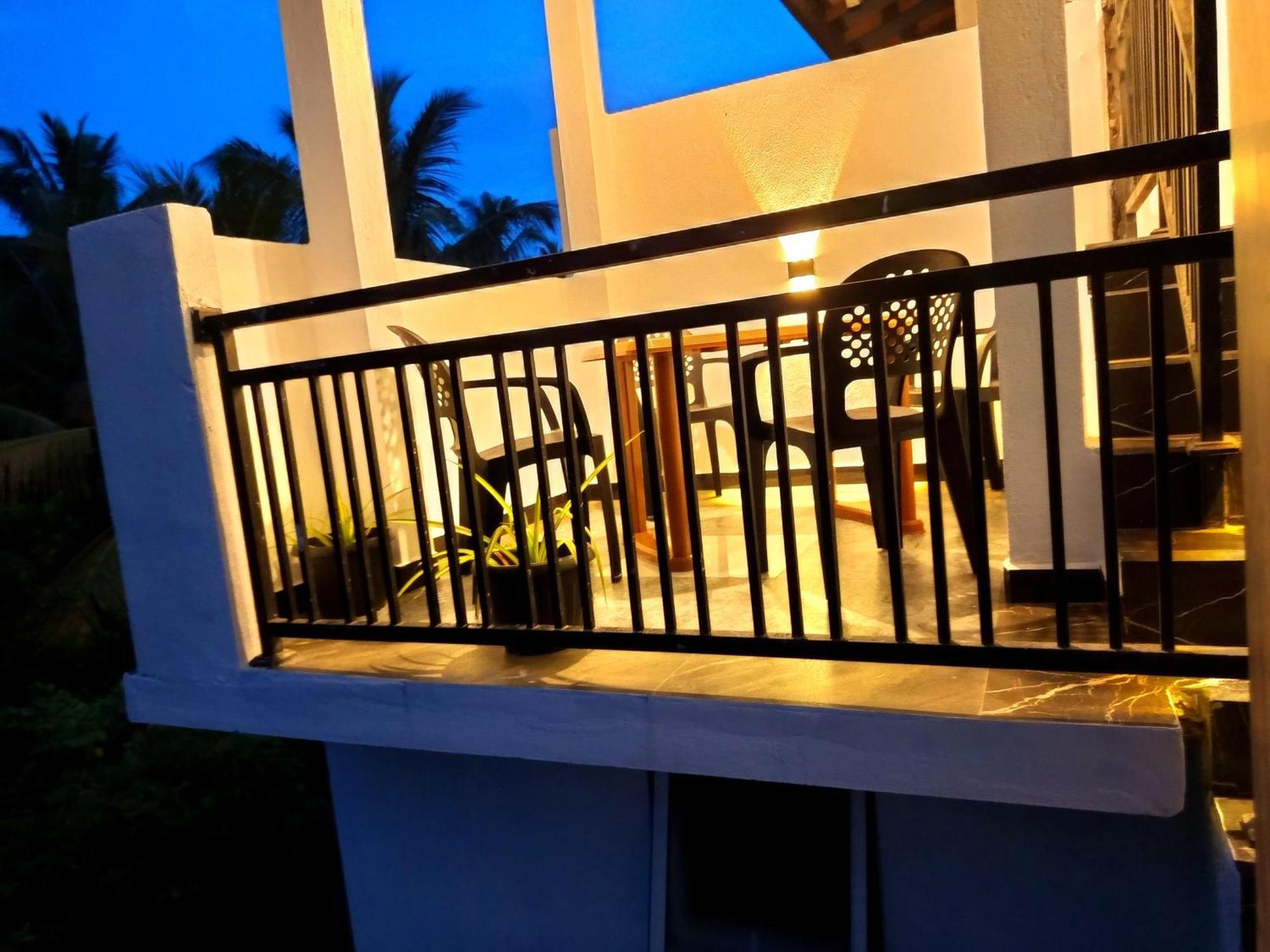 Olu Bunk Apartamento Dikwella Exterior foto
